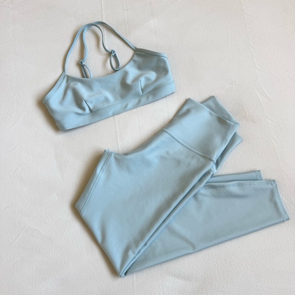 Alo Yoga High-Waist Airlift Legging and Airlift Intrigue Bra in Chalk Blue - Picture 3 of 12